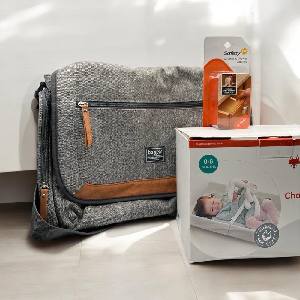 BABY DIAPER BAG LOT Bb GearSling Diaper Bag CHANGING PAD NIB